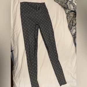 K-Deer high waisted leggings.